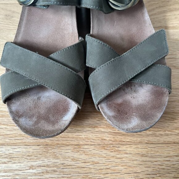 Dansko Susie Leather Crisscross Strap Wedge Sandals Women's Size 41 - Picture 3 of 9